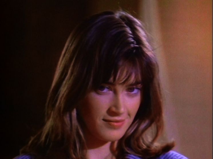 Amanda Pays