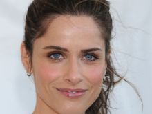 Amanda Peet