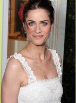 Amanda Peet