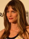 Amanda Peet