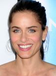 Amanda Peet