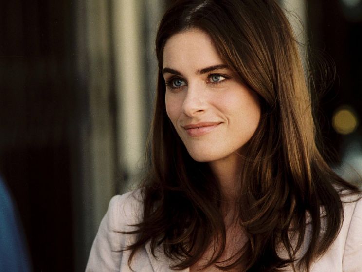 Amanda Peet