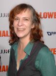 Amanda Plummer