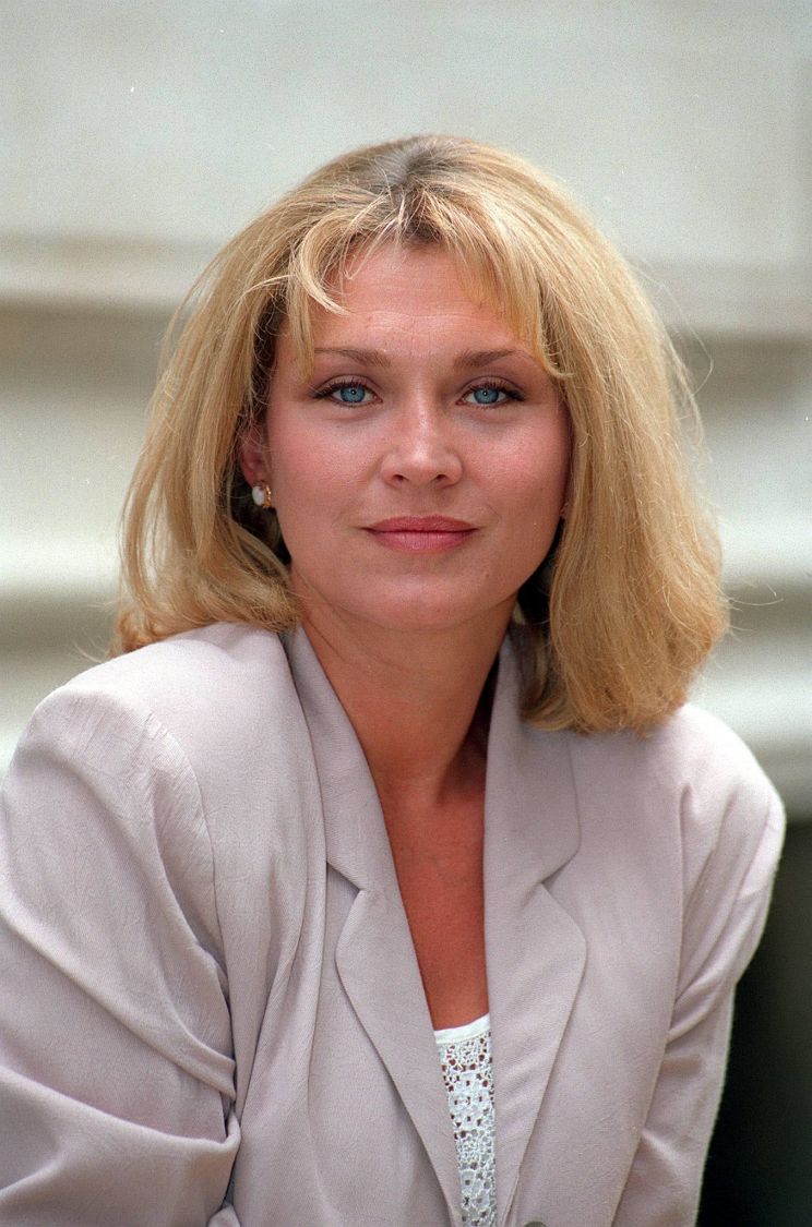 Amanda Redman