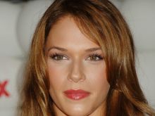 Amanda Righetti