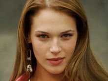 Amanda Righetti
