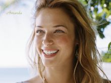 Amanda Righetti