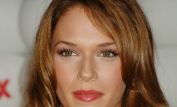 Amanda Righetti
