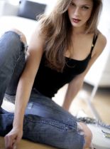 Amanda Righetti