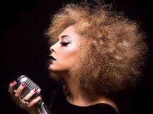 Amanda Seales