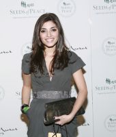 Amanda Setton