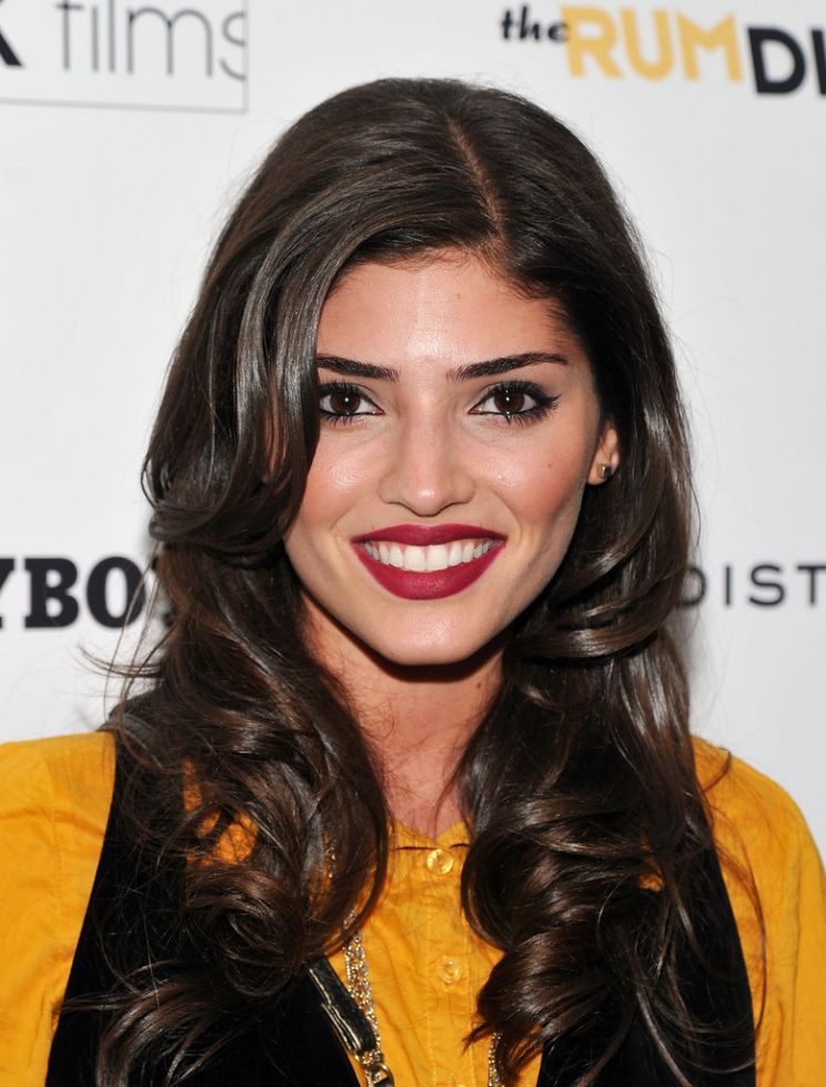 Amanda Setton