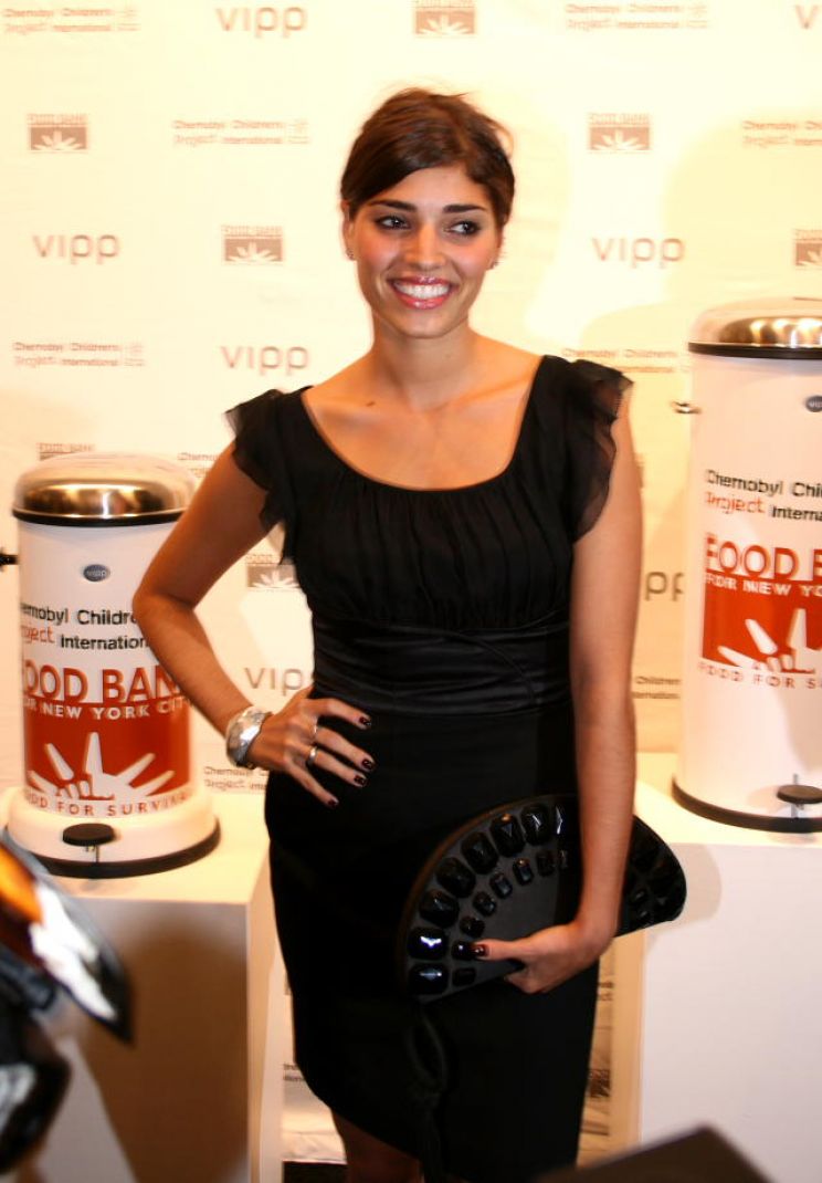 Amanda Setton