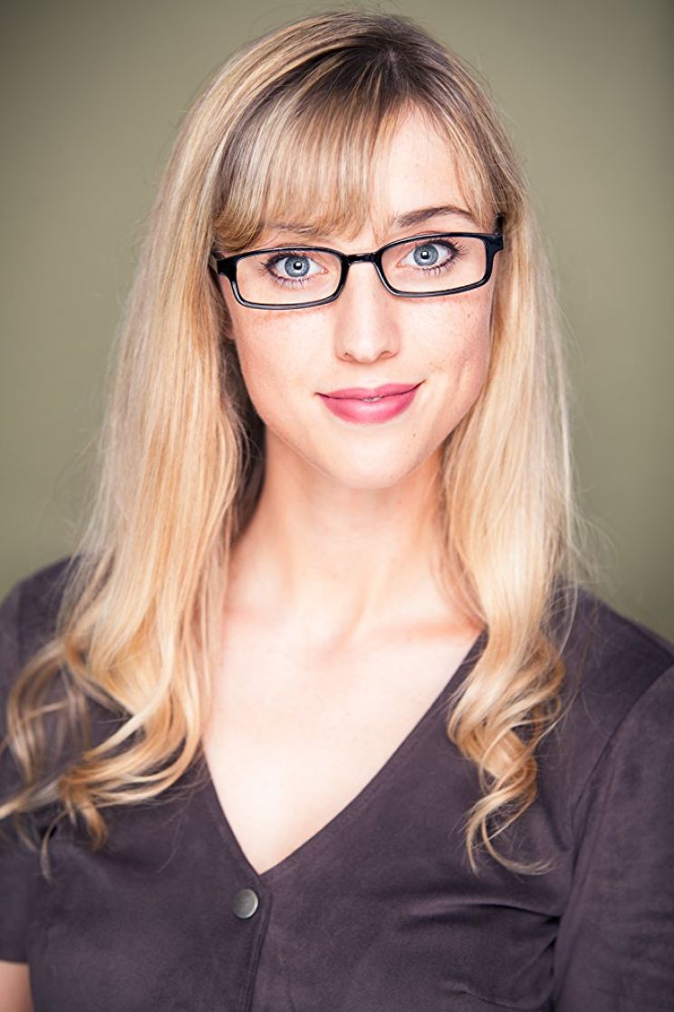 Pictures of Amanda Thorp Pictures of Amanda Thorp