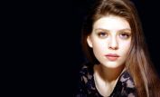 Amber Benson