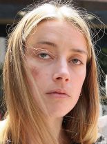 Amber Heard photo