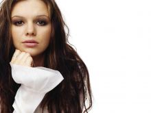 Amber Tamblyn photo