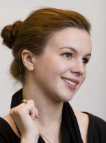 Amber Tamblyn photo