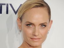 Amber Valletta