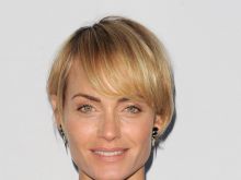 Amber Valletta