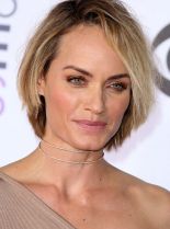 Amber Valletta