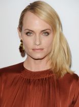 Amber Valletta