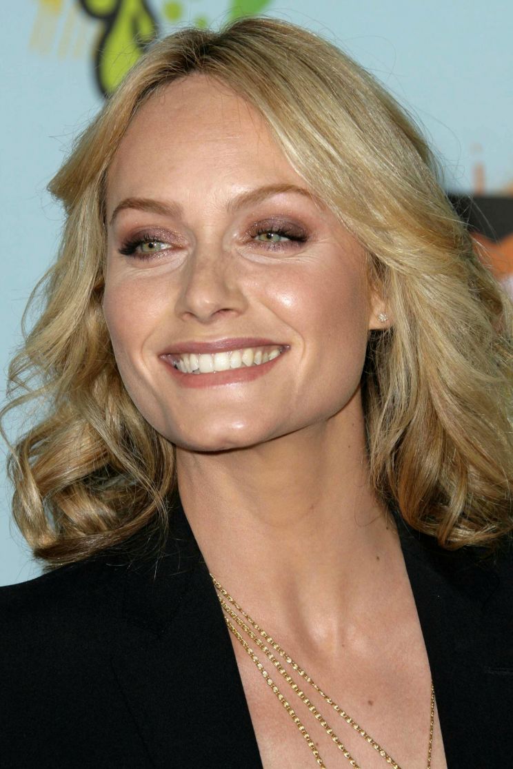Amber Valletta