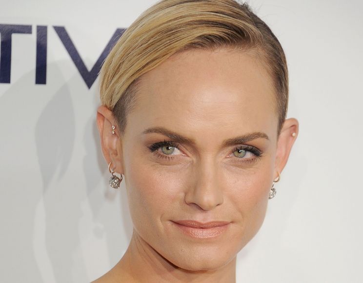 Amber Valletta