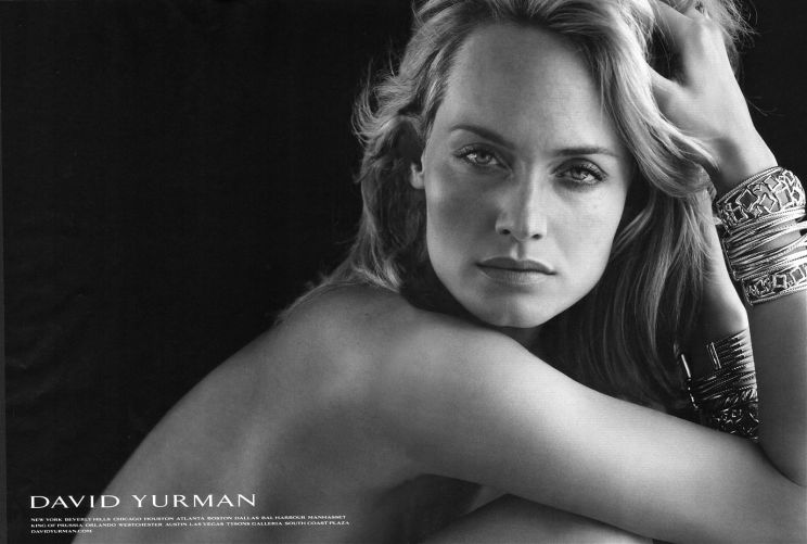 Amber Valletta