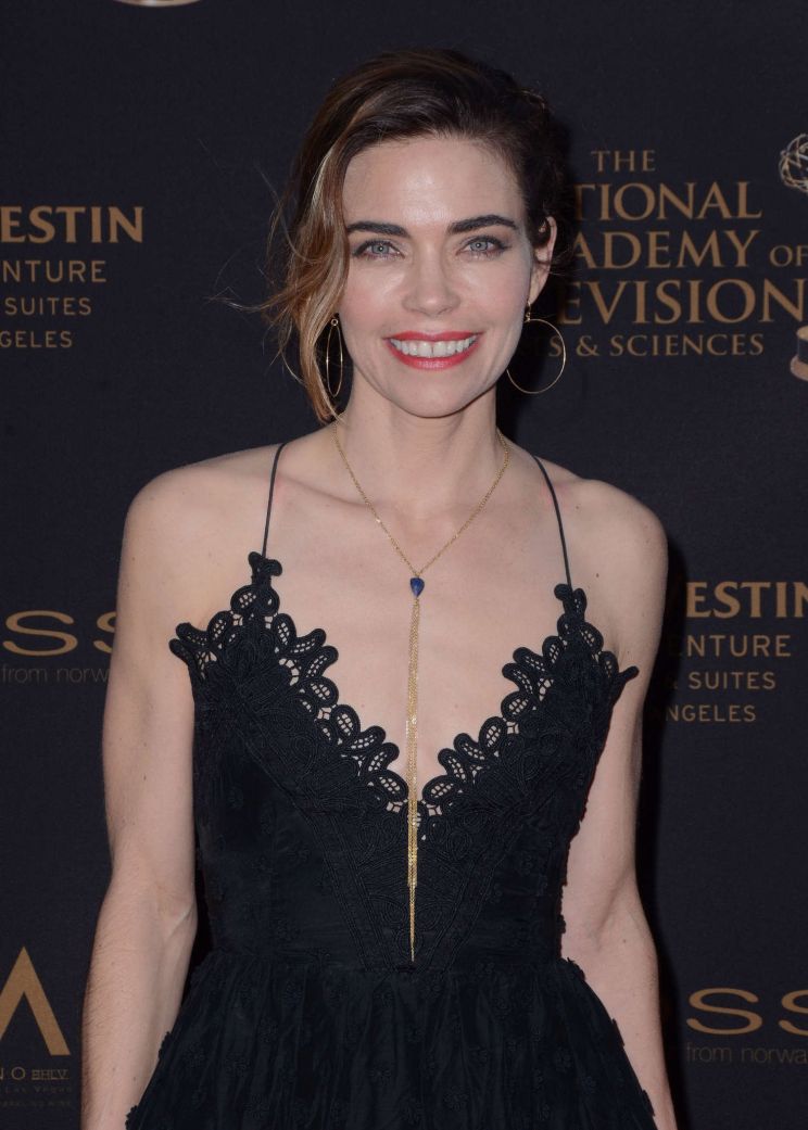 Amelia Heinle