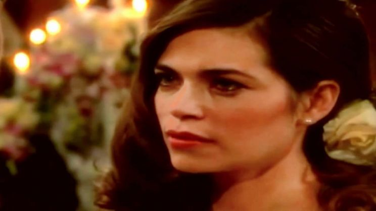 Amelia Heinle