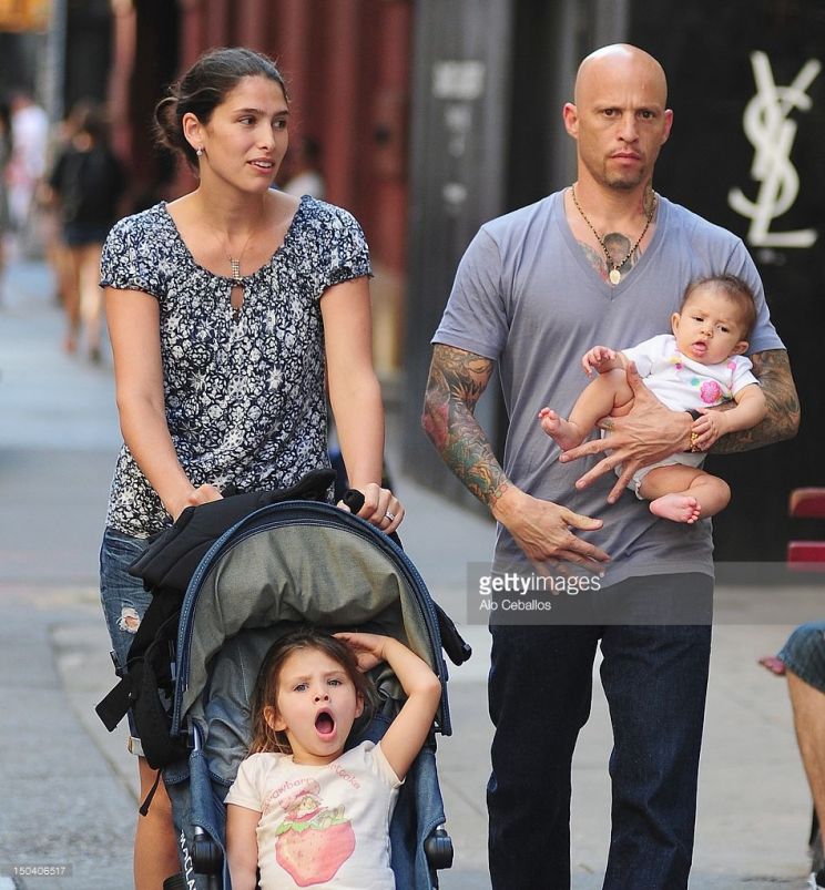 Ami James