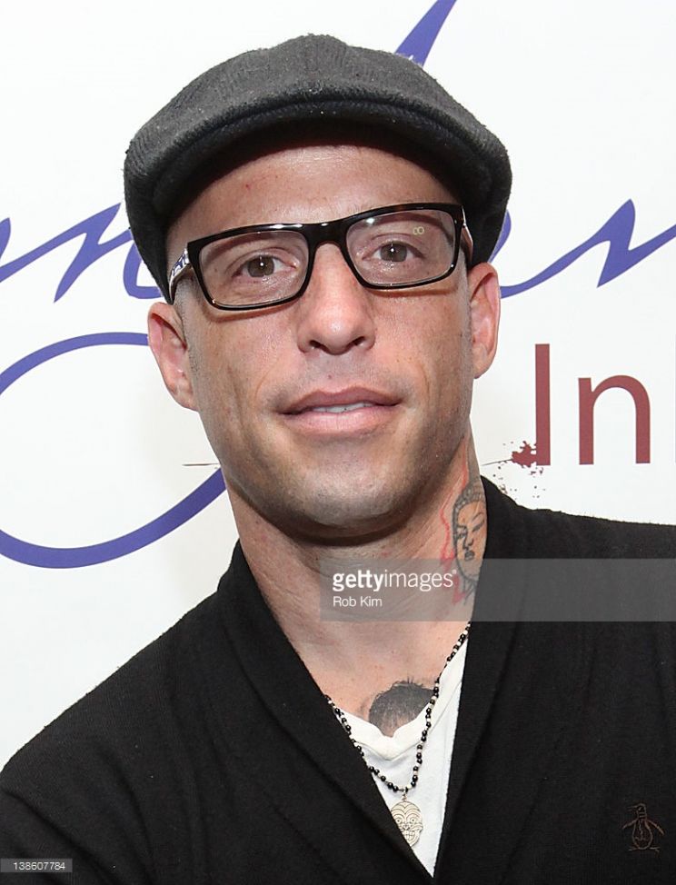 Ami James