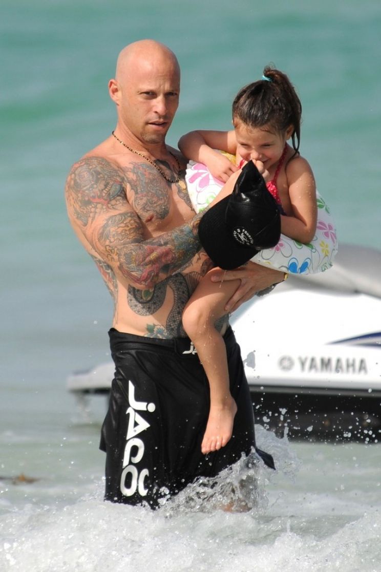 Ami James