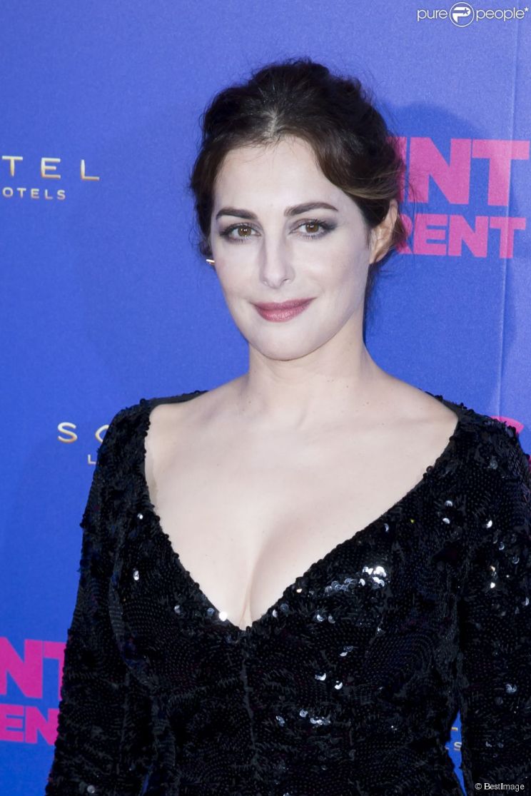 Amira Casar