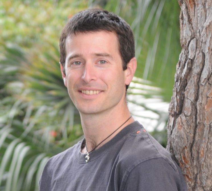 Amos Stern
