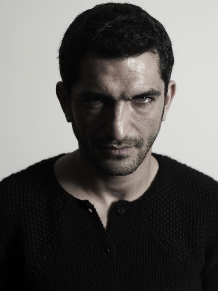 Pictures of Amr Waked