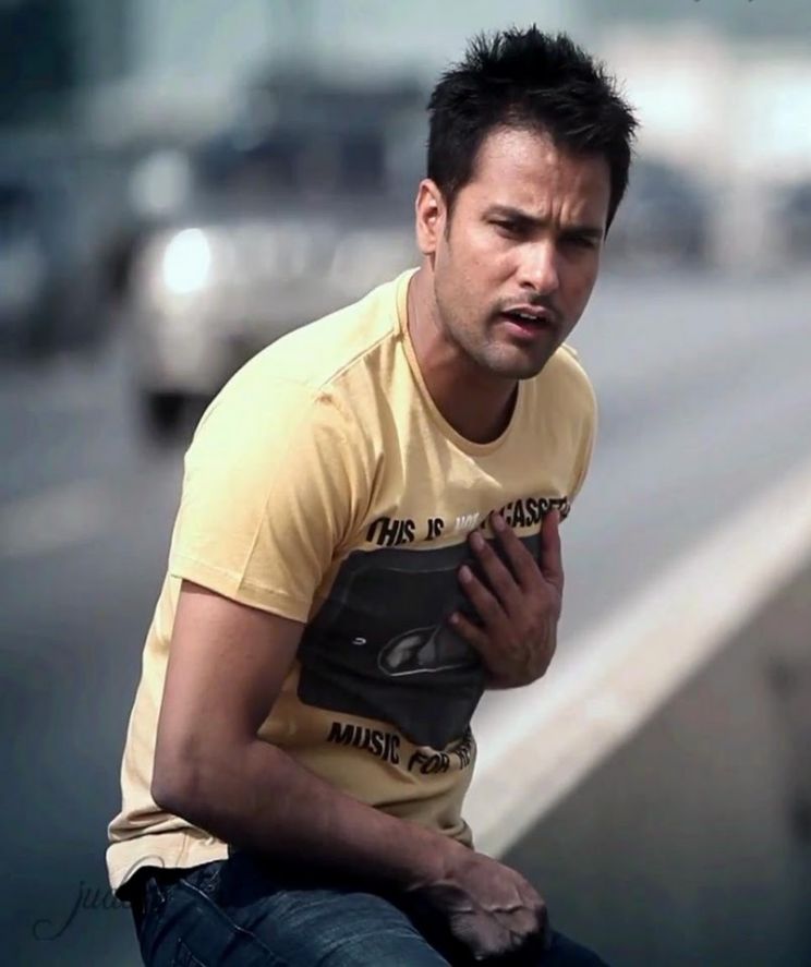 Amrinder Gill