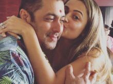 Amrita Arora #3626910 picture (Landscape Medium)