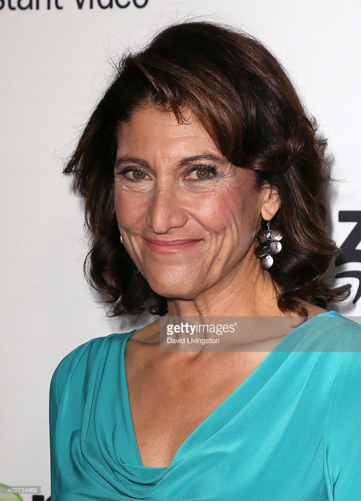 Amy Aquino