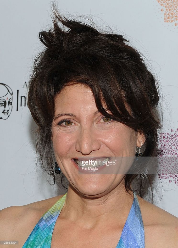 Amy Aquino