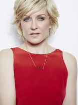 Amy Carlson