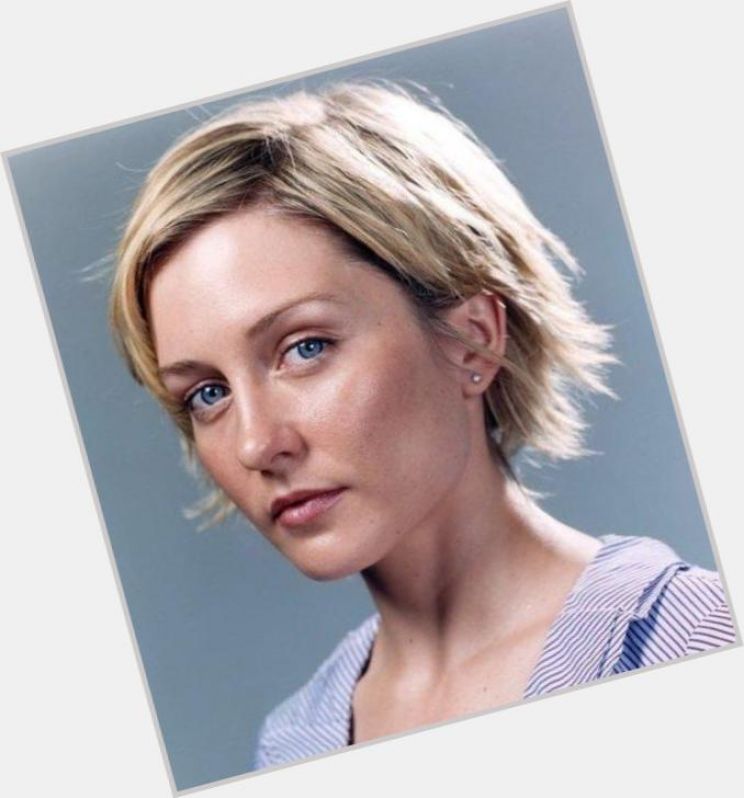 Amy Carlson