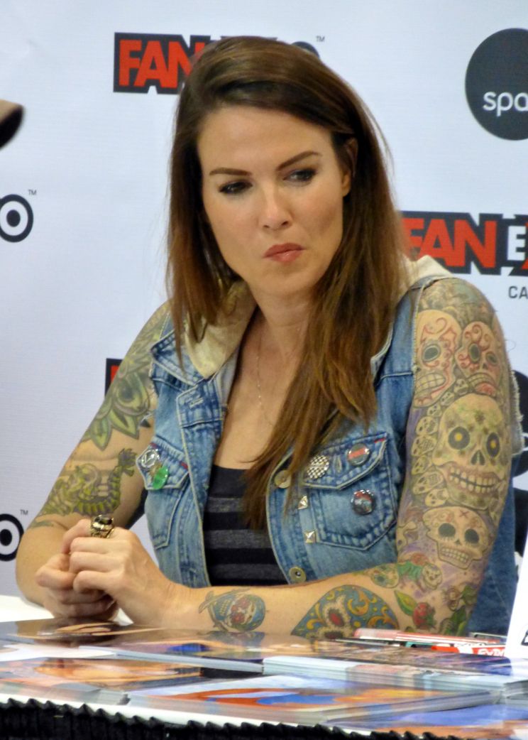 Amy Dumas