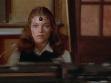 Amy Irving