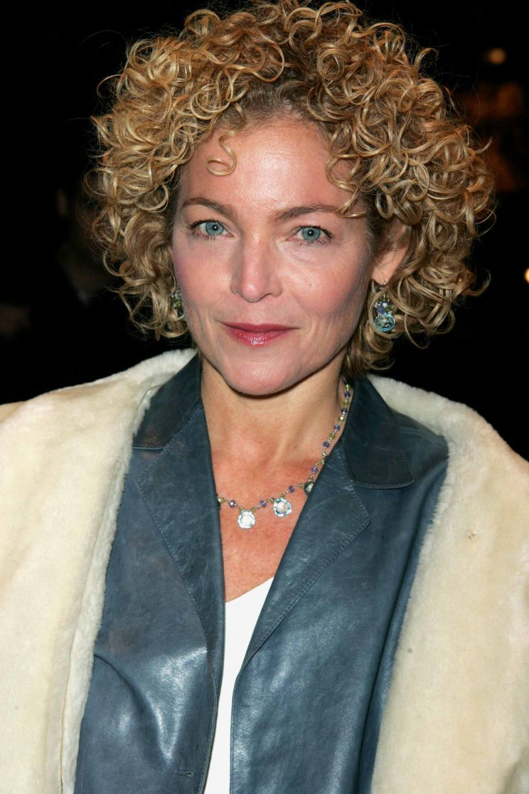 Amy Irving