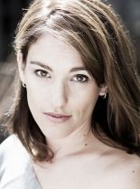 Amy Jo Johnson photo
