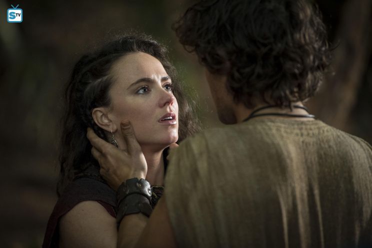 Amy Manson