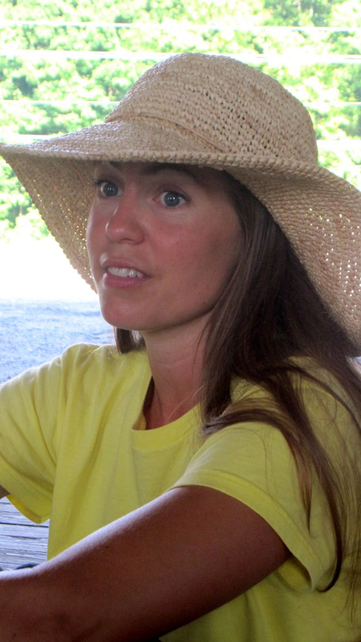 Amy Rhodes