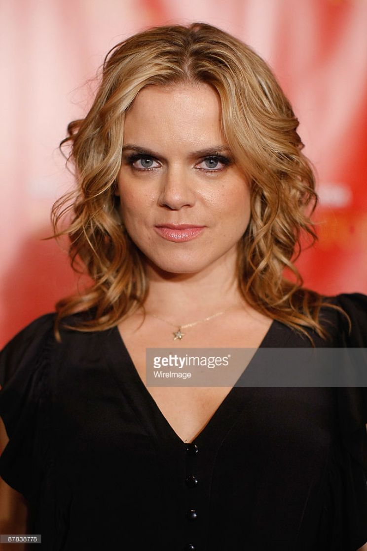 Pictures of Amy Spanger